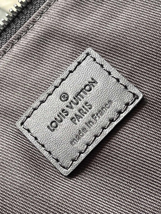 夏季特惠💰780 原单LV M45337 尺寸：50×15.5×4cm CHRISTOPHER 老花腰包 变码芯片 商品图8