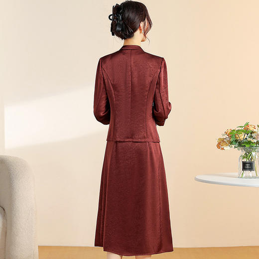 QYM CS25A75-Y时尚气质两件套连衣裙外套+中长款连衣裙套装 商品图2