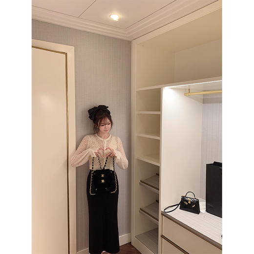 金蘑菇菇 撒娇情话 镂空针织组/chan*l开衫miu钻领开衫 商品图3