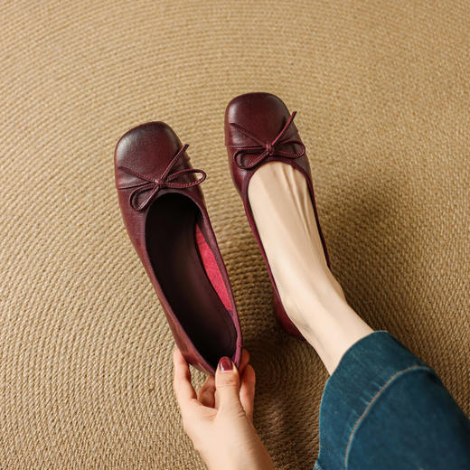 【预售5天】真皮酒红色蝴蝶结浅口单鞋，圆头软皮豆豆鞋平底芭蕾舞鞋NJMK&K1723 商品图1