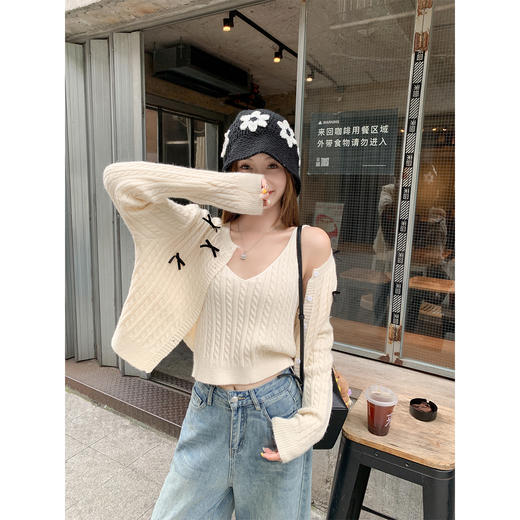 <曾小咸推荐>韩系蝴蝶结吊带针织开衫女两件套！ 商品图0