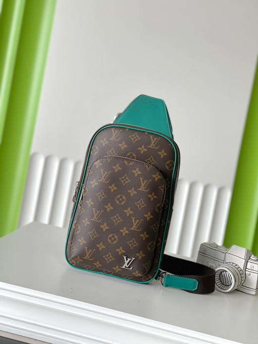 夏季特惠💰780 原单LV M12734 尺寸：20×31×7cm AUENUE NM 老花单肩胸包 变码芯片 商品图0