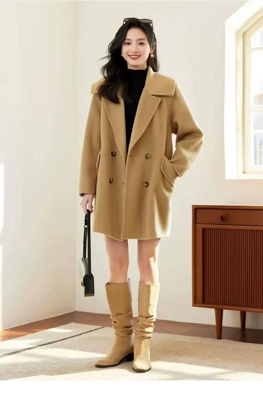 【高端系列】手工定制2301款10%苏丽羊驼毛➕90%高支羊毛双面尼中款大衣-喜出 商品图7