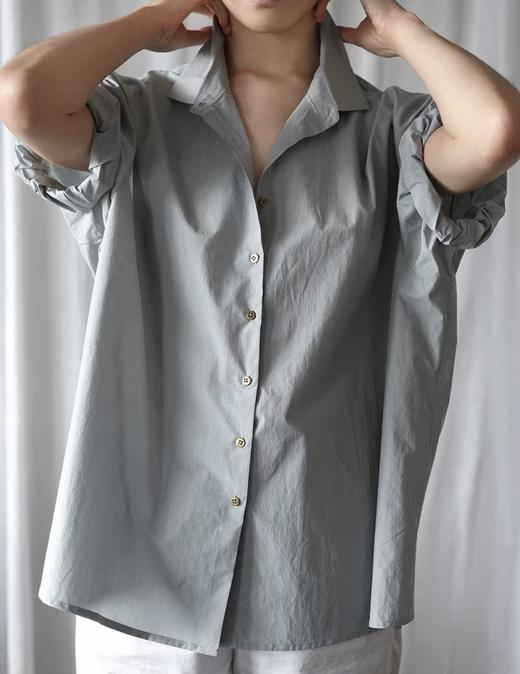 Jai  阴天灰蓝色轻量纸棉撸起袖子衬衫 商品图3