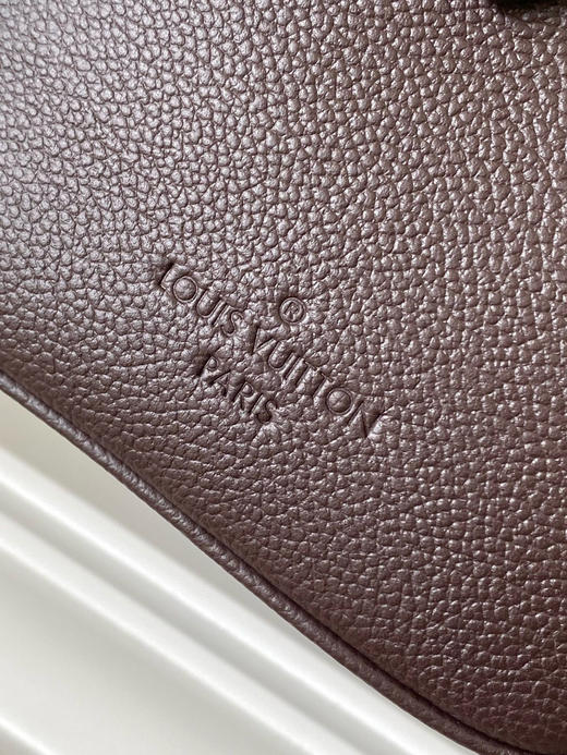 夏季特惠💰1050 原单LV M14043 尺寸：25×19×15cm SPEEDY 全皮枕头包 变码芯片 商品图5