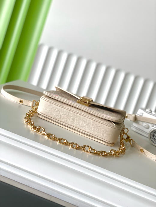 夏季特惠💰900 原单LV M25682 尺寸：21.5×13.5×6cm POCHETTE METIS 全皮邮差包 变码芯片 商品图3