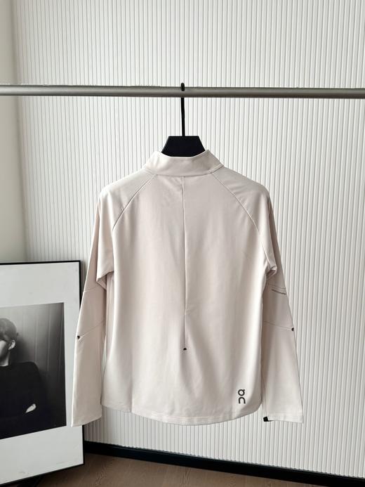 点此购买 On昂跑Climate系列春秋季男士长袖半拉链运动长袖T恤 BK  327463 商品图5