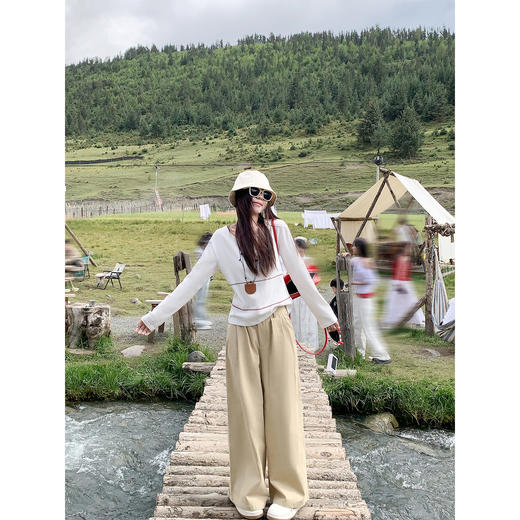 <曾小咸推荐>现货秒杀 ！微信超特价！韩版简约佰搭长袖T恤 日常129.99 立减60 秒杀69.99！！ 商品图3