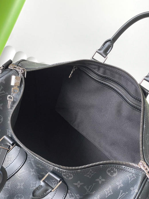 夏季特惠💰900 原单LV M40569 尺寸：45×27×20cm KEEPALL 黑花旅行袋 变码芯片 商品图8
