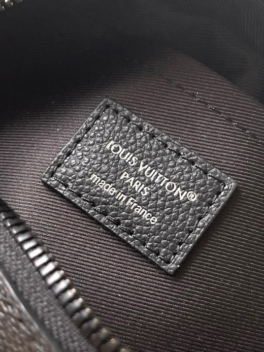 夏季特惠💰880 原单LV M14922 尺寸：18.5×13×8cm SOFT TRUNK 链条盒子包 变码芯片 商品图8