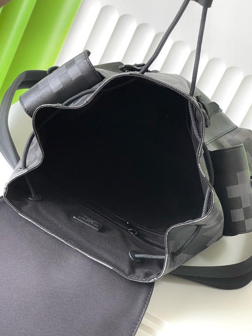 夏季特惠💰980 原单LV M14952 尺寸：44×38×12.5cm CHRISTOPHER 迷彩双肩背包 变码芯片 商品图7