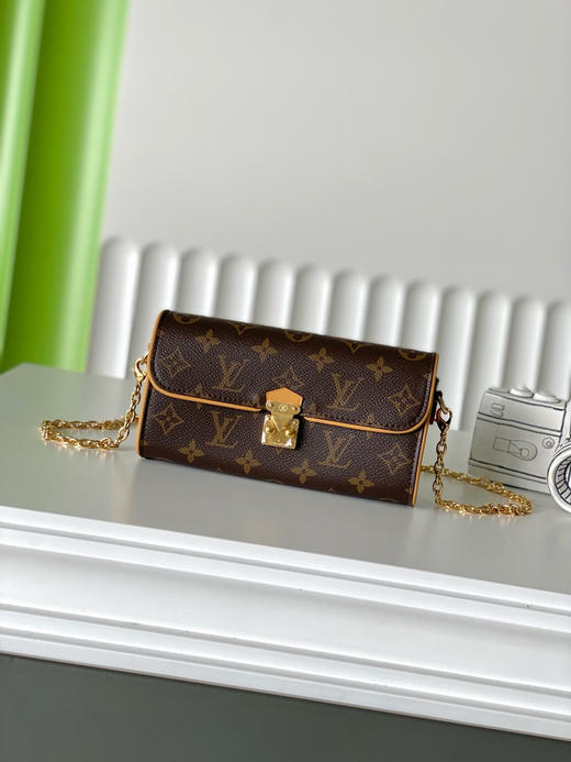 夏季特惠💰700 原单LV M13566 尺寸：20.5×11×6cm POCHETTE CAMILLE 链条包 变码芯片 商品图0