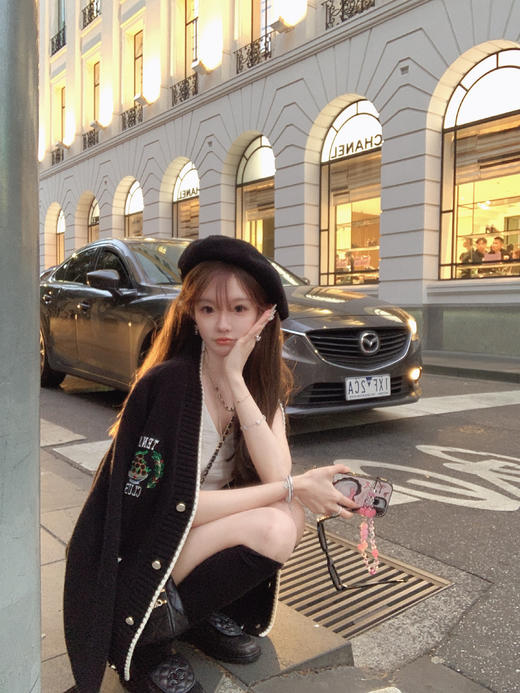 金蘑菇菇 香香24a 伦敦日记 / 时髦黑毛衣 镨美科绣花机 100wool 商品图1