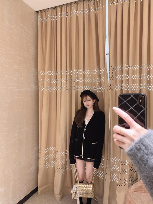 金蘑菇菇 香香24a 伦敦日记 / 时髦黑毛衣 镨美科绣花机 100wool 商品图2