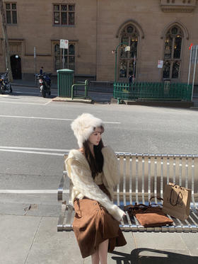 金蘑菇菇 Le jour你的女友 娇柔感大毛衣 / 进口幼马海毛30羊毛