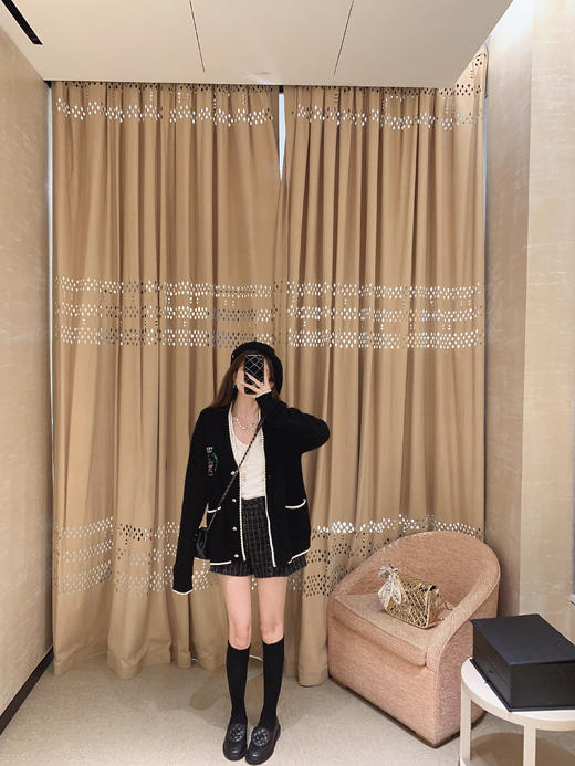 金蘑菇菇 香香24a 伦敦日记 / 时髦黑毛衣 镨美科绣花机 100wool 商品图10