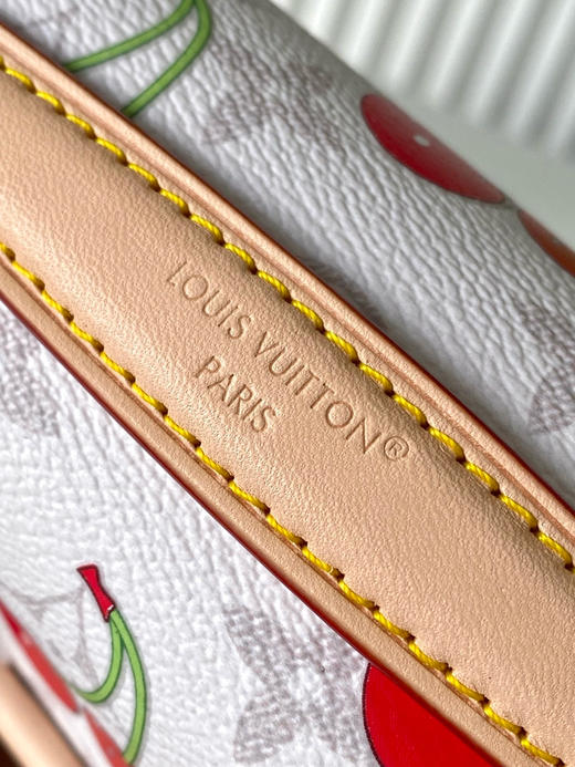 夏季特惠💰880 原单LV M14231 尺寸：21.5×13.5×6cm POCHETTE MÉTIS 樱桃邮差包 变码芯片 商品图5