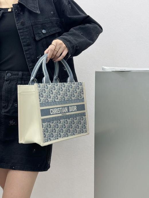 DIOR迪奥 DiorCamp 可拆卸可调节肩带 Oblique 印花图案 棉 邮差包单肩斜挎包 小号 女款 蓝色（LZ） 商品图3