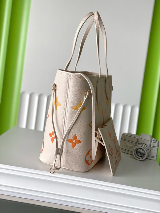 夏季特惠💰1170 原单LV M46516 尺寸：31×28×14cm NEVERFULL 全皮购物袋 变码芯片 商品图1
