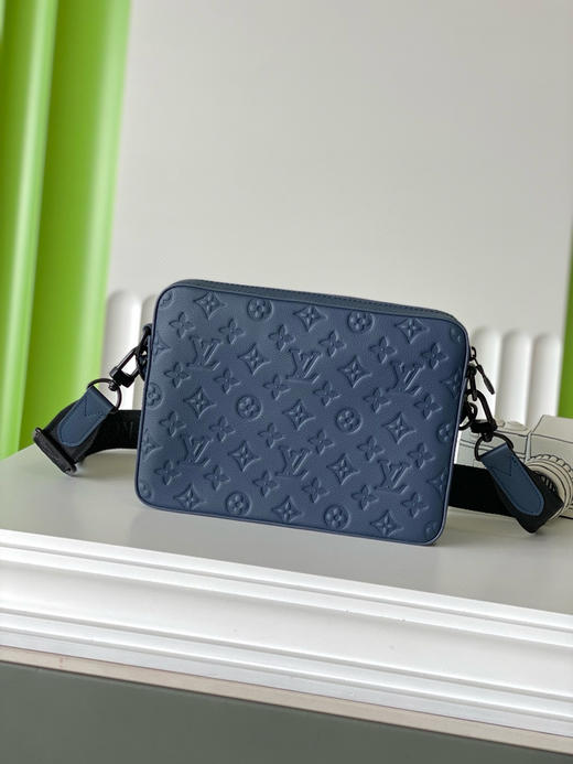 夏季特惠💰980 原单LV M14785 尺寸：25×18.5×7cm TRIO 全皮三件套邮差包 变码芯片 商品图2