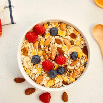 喜芊芊坚果水果燕麦片早餐即食冲饮无糖精全麦片健身营养代餐食品1000g /水饮冲调 /冲饮谷物 /混合麦片 商品图0