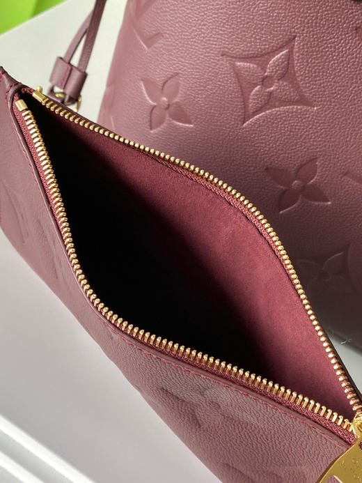 夏季特惠💰1120 原单LV M46599 尺寸：31×28×14cm NEVERFULL 全皮购物袋 变码芯片 商品图5