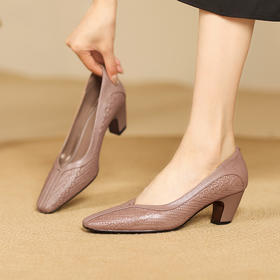 【预售5天】羊皮中跟小方头皮鞋，卡其色浅口单鞋XYM&k936-1