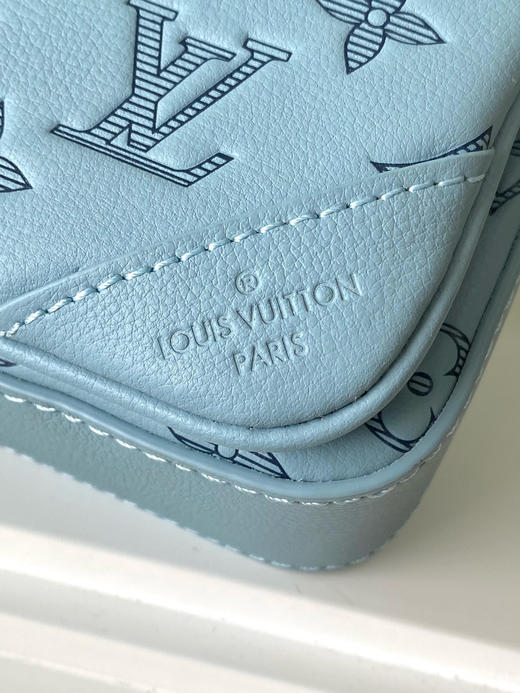 夏季特惠💰980 原单LV M14781 尺寸：25×18.5×7cm TRIO 全皮三件套邮差包 变码芯片 商品图4