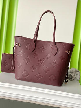 夏季特惠💰1120 原单LV M46599 尺寸：31×28×14cm NEVERFULL 全皮购物袋 变码芯片
