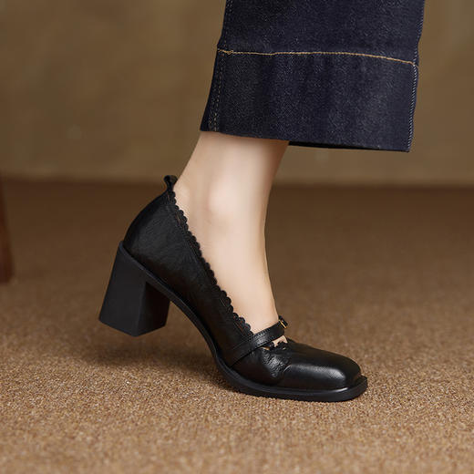 【预售5天】羊皮版~复古方头高跟玛丽珍单鞋，一字带花边气质高跟鞋通勤粗跟小皮鞋BE&b3280 商品图4