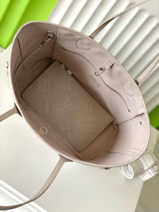 夏季特惠💰1120 原单LV M13758 尺寸：31×28×14cm NEVERFULL 全皮购物袋 变码芯片 商品图7
