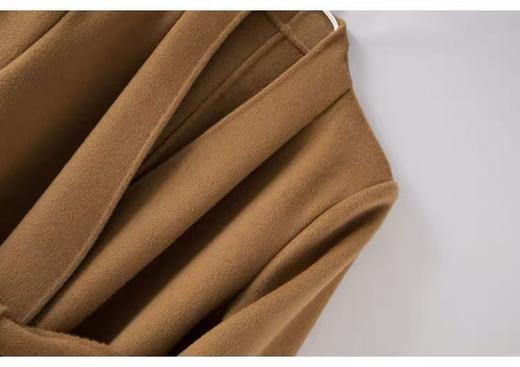 【高端系列】手工定制2313款70.8%羊毛高级感翻领系带双面尼大衣-喜出 商品图3