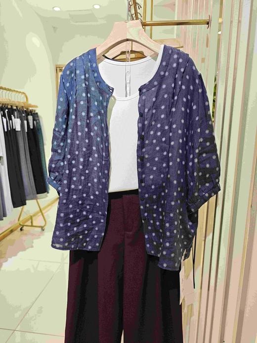 58c617苎麻开叉印花时尚款小衫 商品图1