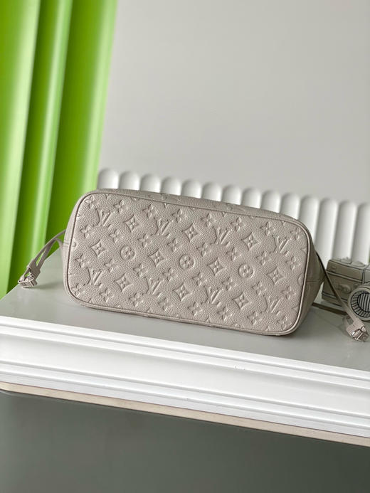 夏季特惠💰1120 原单LV M13758 尺寸：31×28×14cm NEVERFULL 全皮购物袋 变码芯片 商品图3