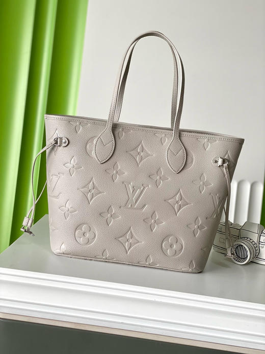 夏季特惠💰1120 原单LV M13758 尺寸：31×28×14cm NEVERFULL 全皮购物袋 变码芯片 商品图2