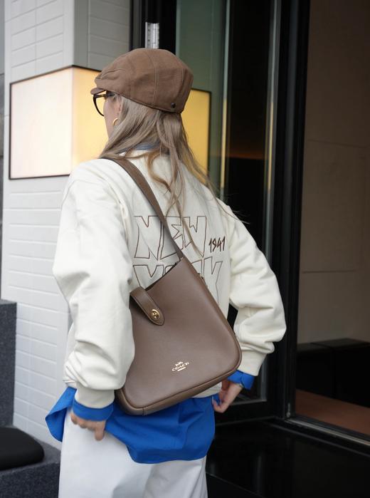 Coach蔻驰 新款hadley/哈德利腋下斜挎水桶包（SS) 商品图1