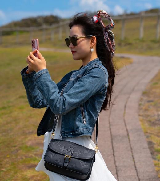 驴家 DIANE手袋 黑色全皮法棍包（LZ*MM） 商品图5