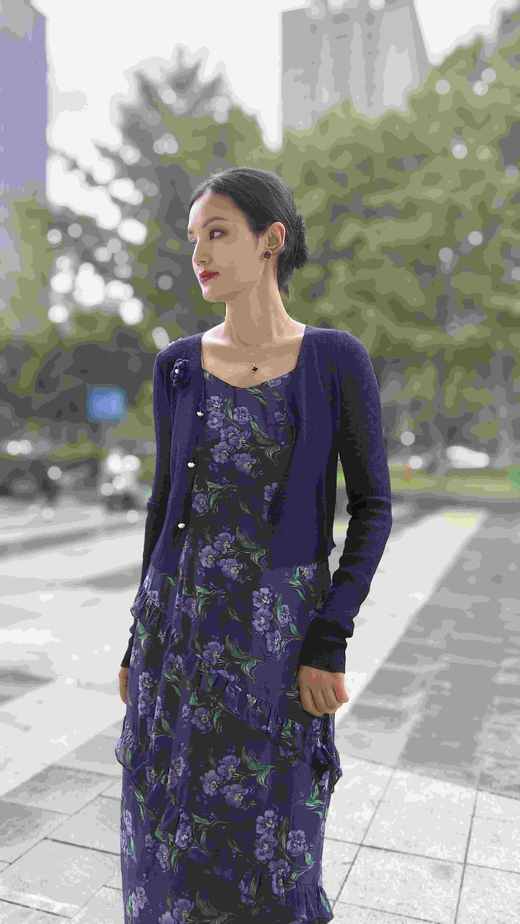 54q001时尚款套裙碎花吊带配开衫连衣裙 商品图6