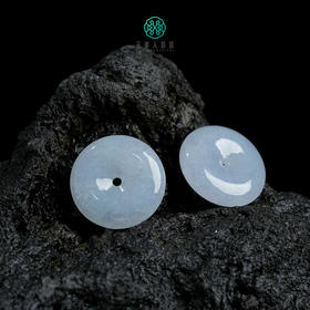 玉美人菲菲~翡翠吊坠-平安扣吊坠约23mm