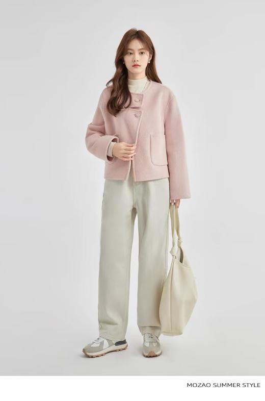 【高端系列】手工定制2253款69.2%绵羊毛短款樱花粉双面尼外套-喜出 商品图4