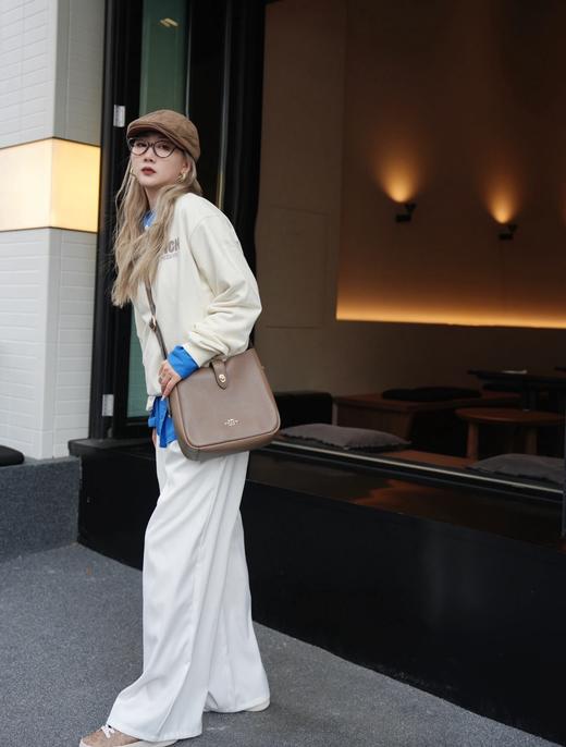 Coach蔻驰 新款hadley/哈德利腋下斜挎水桶包（SS) 商品图3