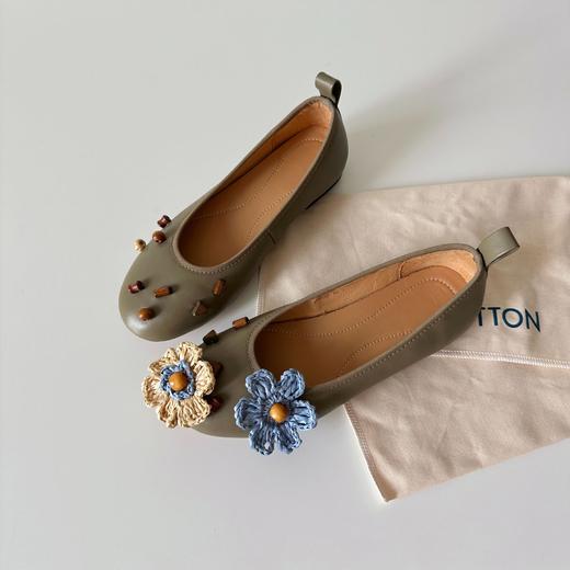 YLYM848真皮超软小羊皮法式复古气质小众设计芭蕾鞋平底手工花朵单鞋女秋 商品图2