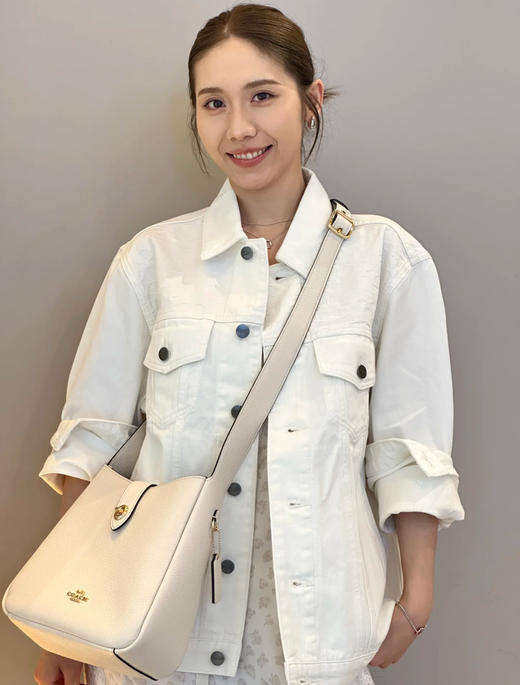 Coach蔻驰 新款hadley/哈德利腋下斜挎水桶包（SS) 商品图10