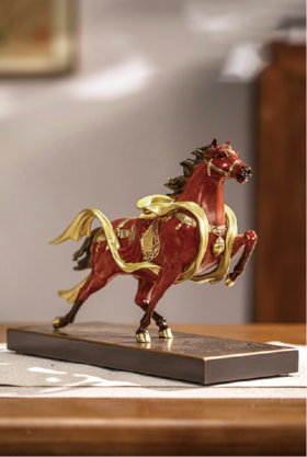 朱炳仁铜马上功成