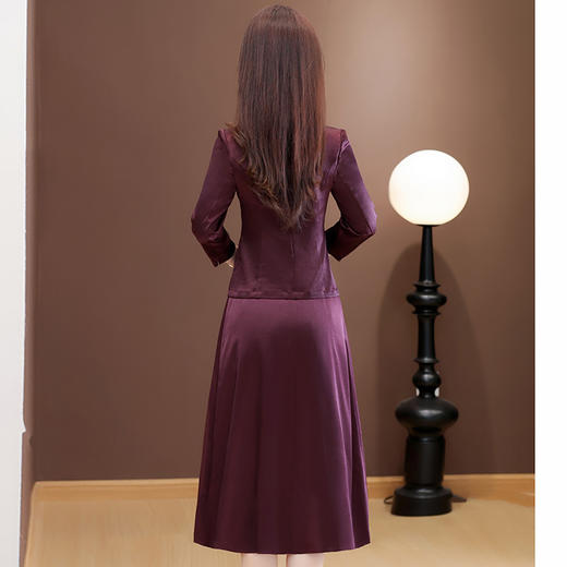 QYM 25YS02-Y时尚套装裙无袖打底中长款A字裙外套 商品图3