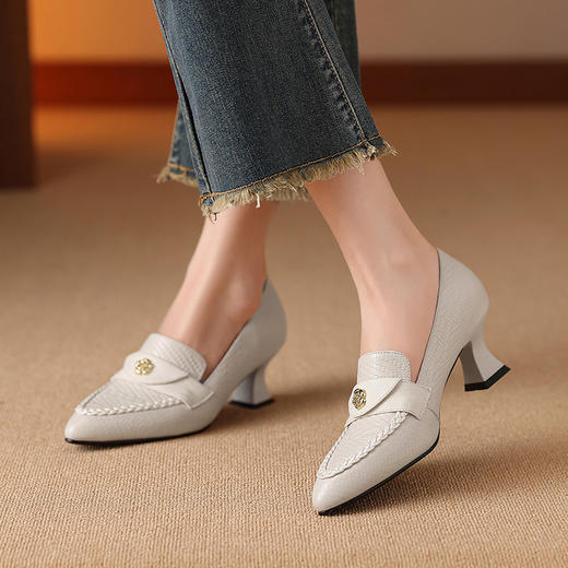 【预售5天】羊皮高跟乐福鞋，时尚山茶花百搭小皮鞋气质单鞋SY&h5011 商品图0