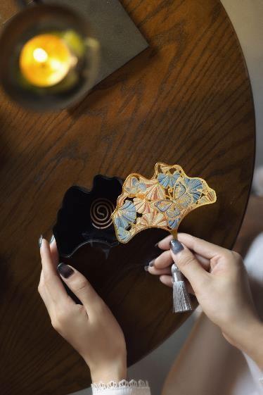 朱炳仁铜三生有幸香盒（蝶彩缤纷） 商品图0