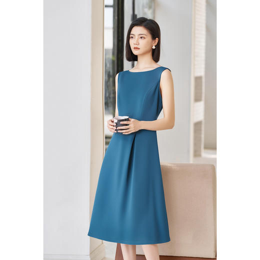 「海蓝序曲」无袖连衣裙 米思阳2026春季无袖修身显瘦圆领大摆裙简约连衣裙女4353 商品图2