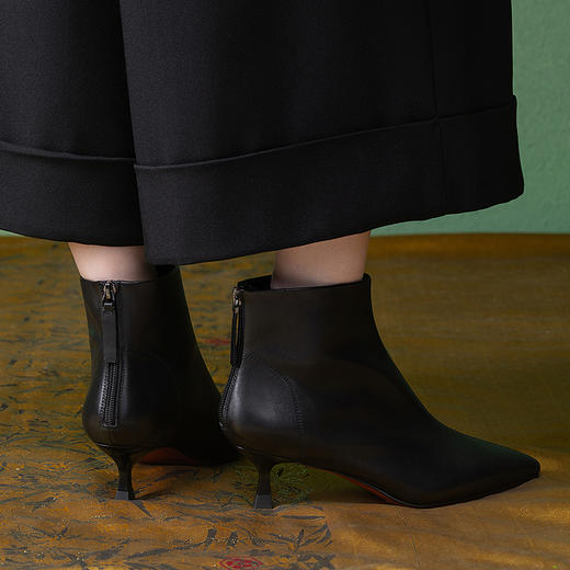 【林栖设计小店】（现货）牛皮革中筒靴复古优雅气质设计感2025秋季新款尖头鞋子女4953078 商品图3