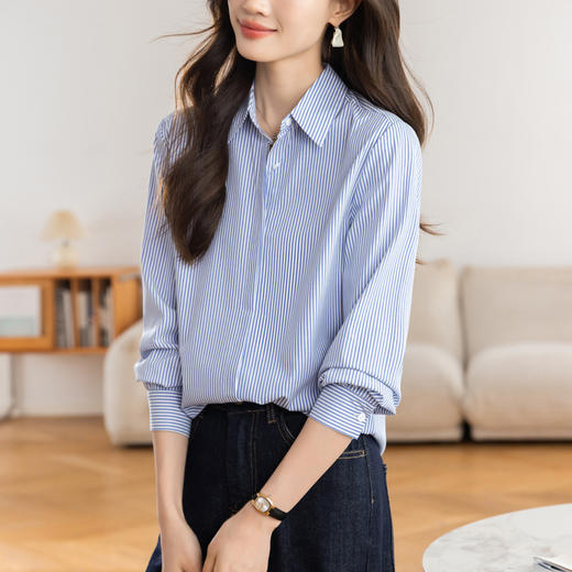 KQL 627T8333纯色简约条纹衬衫长袖宽松显瘦打底衬衣 商品图0